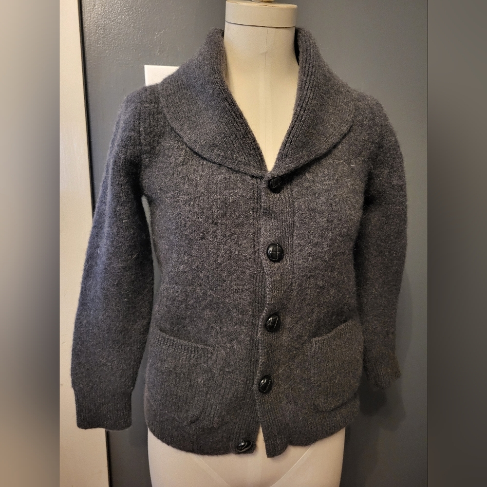 WOOLRICH WOMENS SIZE SMALL SWEATER.